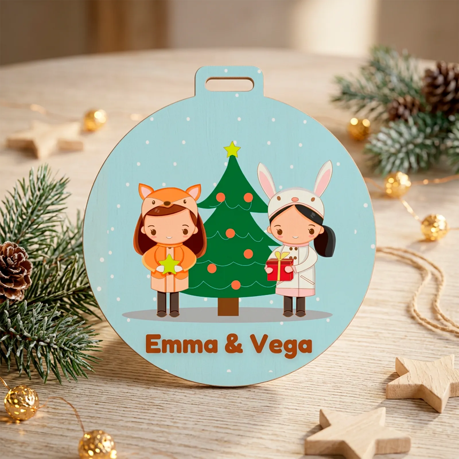 Adorno navideño personalizado con dos niñas y nombres - Imagen 4