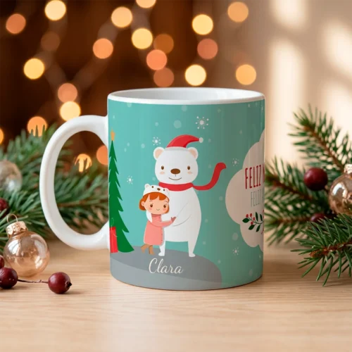 Taza de Navidad personalizada con niña y oso polar