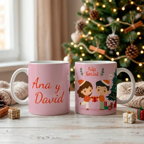 Taza de Navidad personalizada con niño y niña y nombres