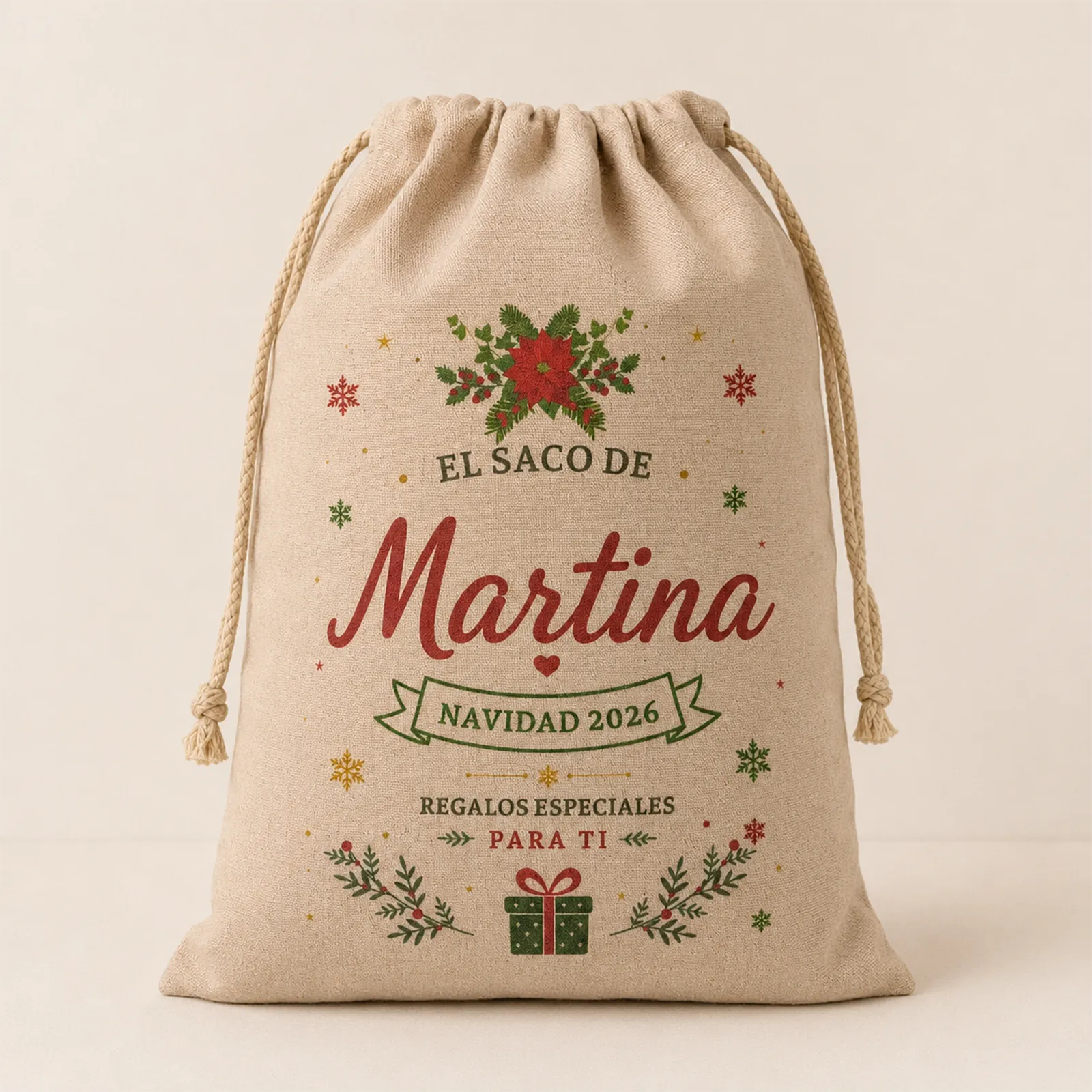 Saco navideño personalizado con el nombre Martina y diseño floral